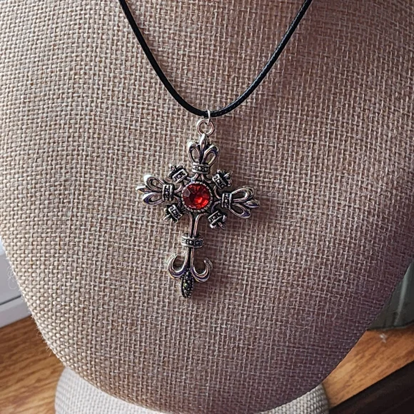 Elegant Silver Goth Easter Cross Pendant Necklace with Red Gem - Picture 3 of 8